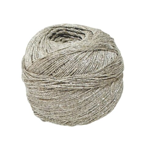 ovillo de brillo de 50 gramos 370 metros de la marca Casasol en color 407