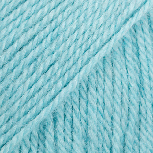 ovillo de lana de alpaca de la marca drops y color 2917 turquesa
