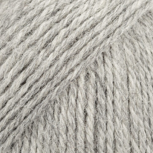 ovillo de lana de alpaca de la marca drops y color 501 gris claro