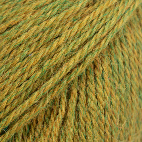 ovillo de lana de alpaca de la marca drops y color 7233 oliva
