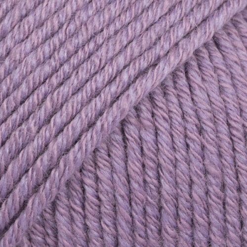 ovillo de lana merino y algodón de la marca drops y 110 metros y 50 gramos y color 23 lavanda