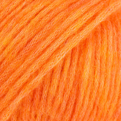ovillo de lana, alpaca y poliamida de 50 gramas y 150 metros en grosor aran en color 38 naranja electrico