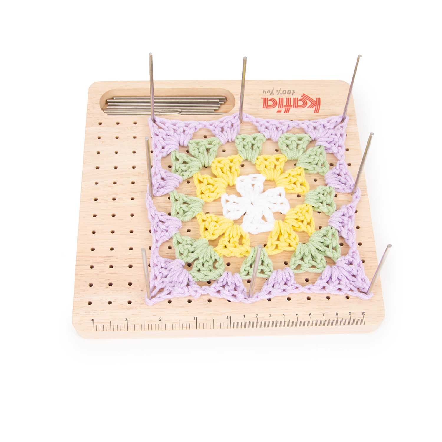 articulo-bloqueador-de-granny-squares-7560-a-c-01-katia-g bloqueador de granny squares de la marca Katia