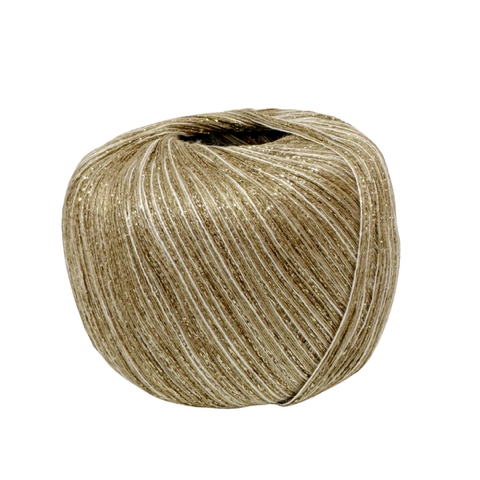 ovillo de 200 grams and 450 metros de bambú, viscosa y fibra metalizada, de la marca Casasol y color oro beige
