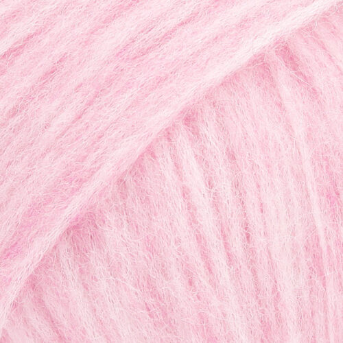 ovillo de lana, alpaca y poliamida de 50 gramas y 150 metros en grosor aran en color 08 rosa claro